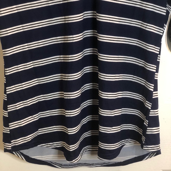 Women’s top - Picture 4 of 6